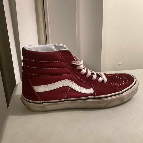 Vans off the Wall Skateboard Red Suede Leather Hitop Sneakers Men 9 Women 10.5