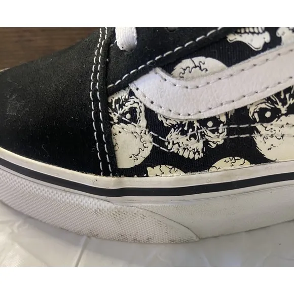 Van's Old Skool RARE Skull Black/White Skateboard Low Tops -Size M-5/W6.5-Cool