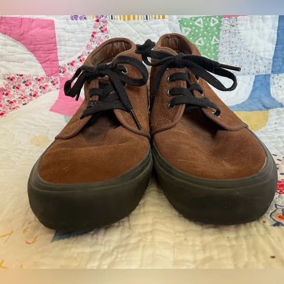VANS PRO brown suede sneakers skateboard shoes, men’s size 10.5. EUC