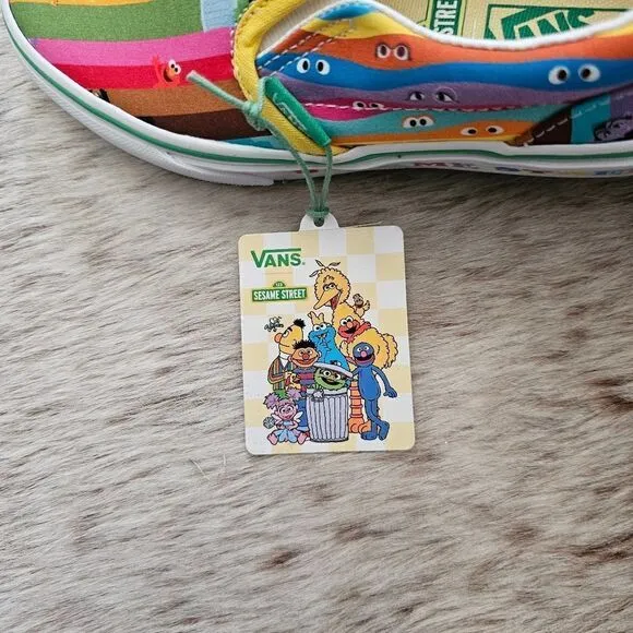 Vans Sesame Street Boys Girls Slip-on Sneakers Shoes Multicolor Size 1 NEW