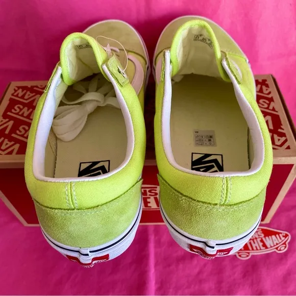 Vans Suede Old Skool Lime Green White SideStripe Shoe Sneaker Men 7.5 or Women 9