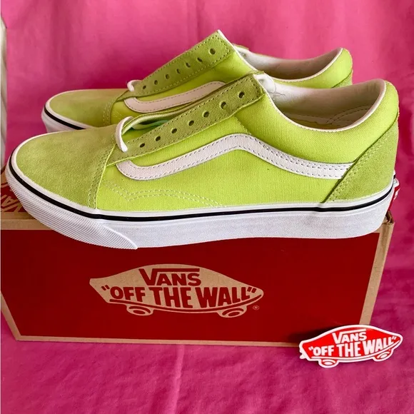 Vans Suede Old Skool Lime Green White SideStripe Shoe Sneaker Men 7.5 or Women 9