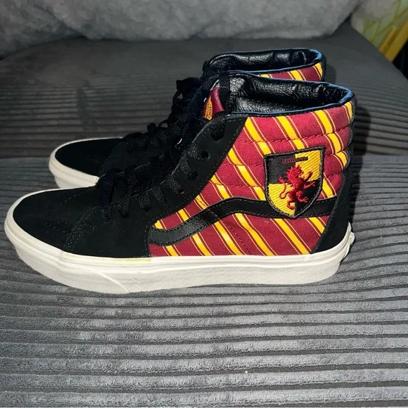 Vans x Harry Potter Gryffindor SK8-Hi Suede Sneakers Men’s 8 / Women’s 9.5
