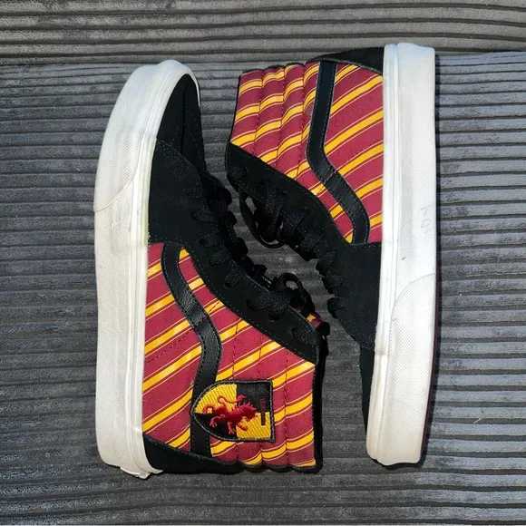 Vans x Harry Potter Gryffindor SK8-Hi Suede Sneakers Men’s 8 / Women’s 9.5