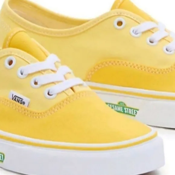 Vans x Sesame Street Authentic Womens Shoes NEW