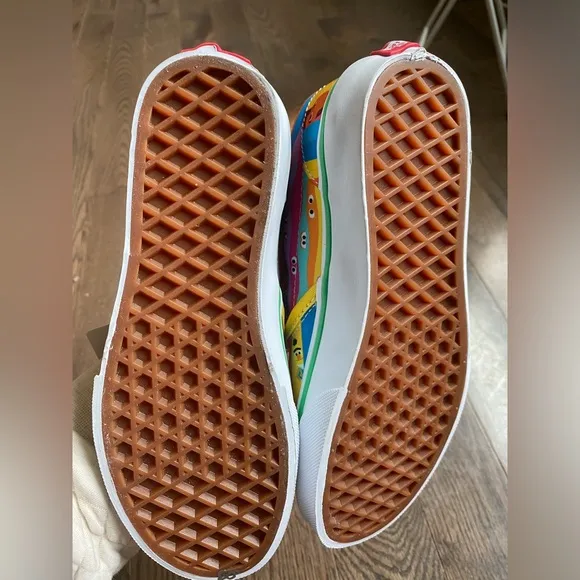 Vans x Sesame Street Slip On Shoes Kids size 3