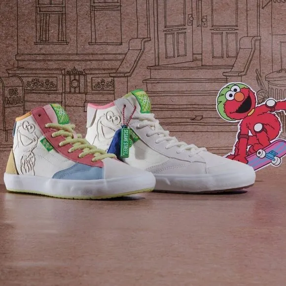 VANS x Sesame Street The Lizzie Embroidered Characters Kids Sneakers NEW