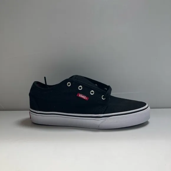 Vans Youth Skate Chukka Low Shoes in Black