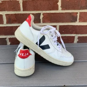 Veja V-10 Sneaker, Mens, 41/8