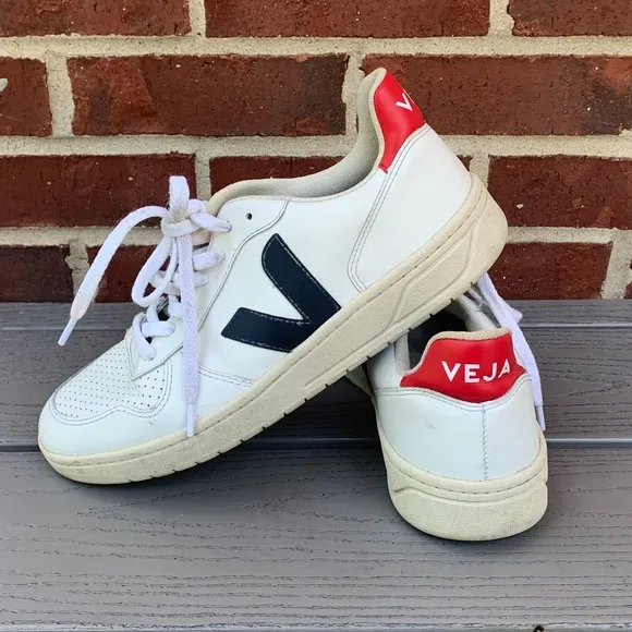 Veja V-10 Sneaker, Mens, 41/8