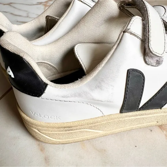 Veja White and Black Retro-Inspired Sneakers