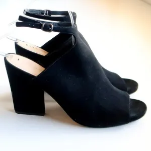 Via Spiga Black Suede Leather Ankle Strap Block Heel Sandals / Shoes Size 8