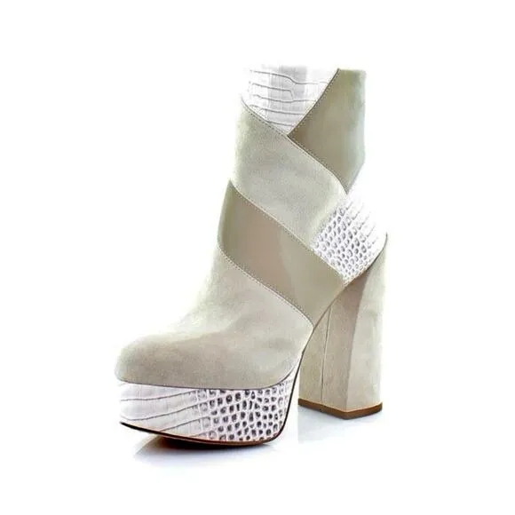 VINCE CAMUTO &quot;GILISAMA&quot; ALMOND BEIGE LEATHER BLOCK HEEL PLATFORM ANKLE BOOT🆕
