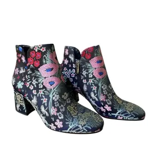 Vince Camuto Kassie 2 Luxe Ankle Boots Size 6M Festival Hippie Rock Boho NWB‎