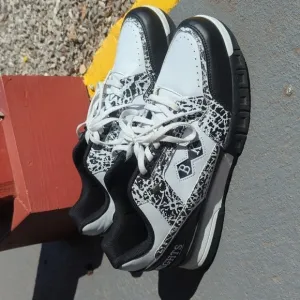 Vintage 1980s British nights sneakers retro.