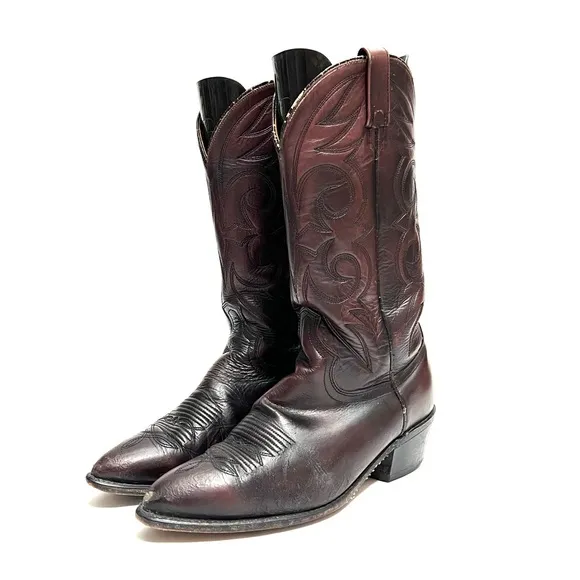 Vintage 1980s men’s oxblood leather western style cowboy boots