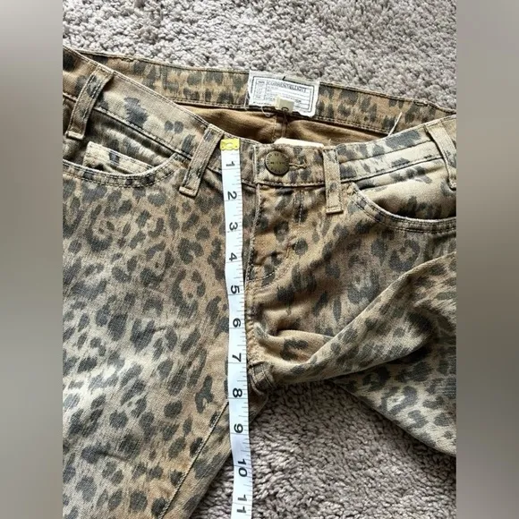Vintage 2000s Indie Sleaze Grunge Leopard : Cheetah animal print skinny jeans