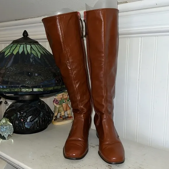 Vintage 60s Cobbies leather boots