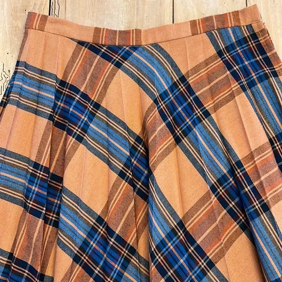 Vintage 70s Beverly Paige Pleated Circle Plaid Maxi, Made in USA- Orange &amp; Green