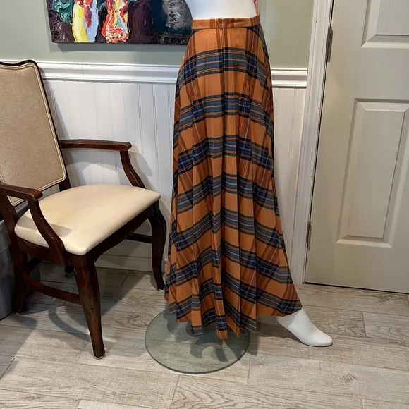 Vintage 70s Beverly Paige Pleated Circle Plaid Maxi, Made in USA- Orange &amp; Green