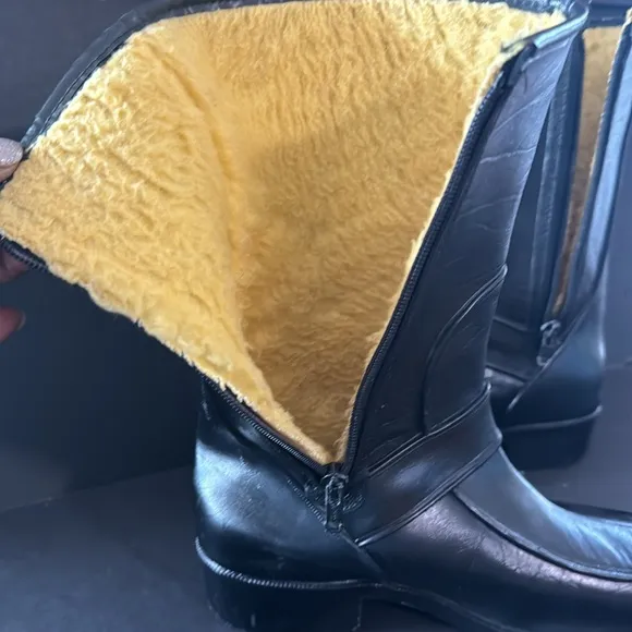 Vintage 70s Black Rubber Boots