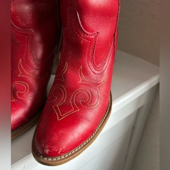 Vintage 70’s Dingo Boots, Cherry Red Vintage Cowgirl, Nashville, Western 6.5