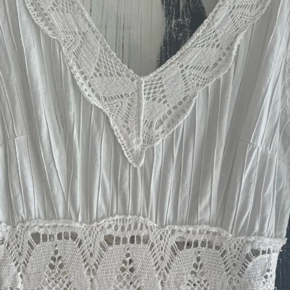 VINTAGE 70’S MEXICAN WEDDING DRESS in White Cotton SZ: XS/S