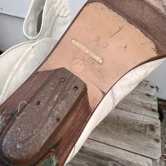 Vintage 80s white and tooled slouchy cowgirl western boots