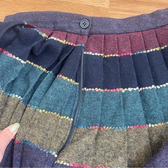 VINTAGE 80s Wool Tweed Rainbow Plaid Pleated Mini Skirt Size XS