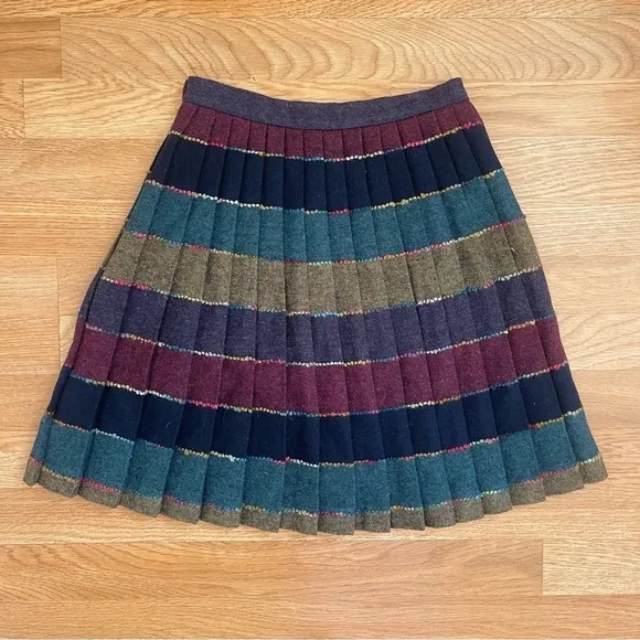 VINTAGE 80s Wool Tweed Rainbow Plaid Pleated Mini Skirt Size XS
