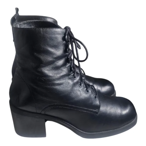 Vintage 90s Apostrophe Black Leather Lace Up Ankle Boot Square Toe Size 9