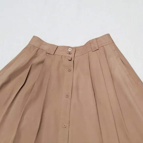 Vintage 90s Chaus Khaki Boho High Rise Side Pocket Pleated Button Up Midi Skirt