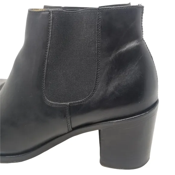 Vintage 90's Guess Black Leather Square Toe Boots Runway Friends Rachel Crawford