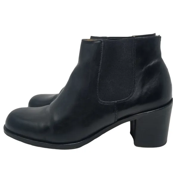 Vintage 90's Guess Black Leather Square Toe Boots Runway Friends Rachel Crawford