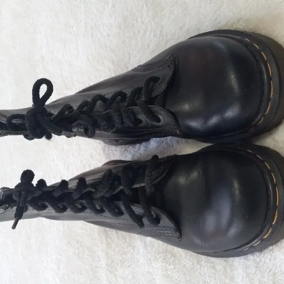 Vintage 90s Y2K Dr. Martens Black Leather Moto Combat Lace Up Boots