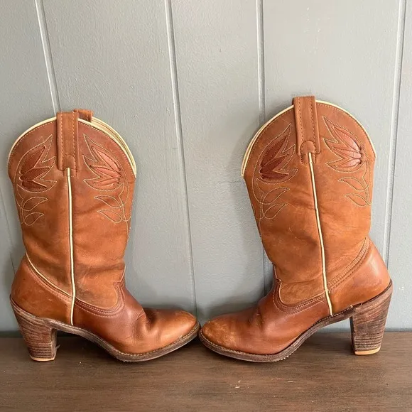 Vintage Acme Brown Leather Cowboy Boots Women's 6.5M Western Boho Chic Heeled