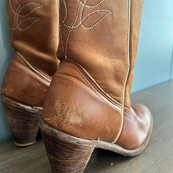 Vintage Acme Brown Leather Cowboy Boots Women's 6.5M Western Boho Chic Heeled