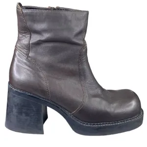 Vintage American Eagle Flynn Y2K Brown Leather Chunky Ankle Boot Size 8.5