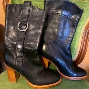 Vintage &amp; Rare Coach 1941 Black Leather Boots.  Sz 6.5B