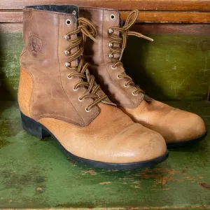 Vintage Ariat boots/booties. Women’s US-6.