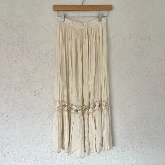 Vintage Boho Eyelet Lace Tiered Cream Midi Skirt