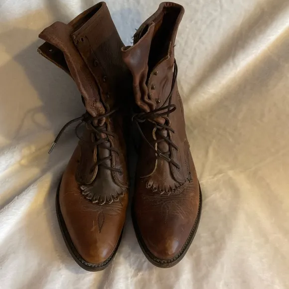 Vintage Brown Kiltie/Packer Lace Up Boots with Embroidery Stitch Detail Sz 8.5
