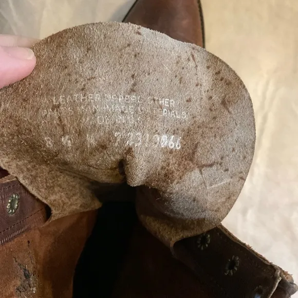 Vintage Brown Kiltie/Packer Lace Up Boots with Embroidery Stitch Detail Sz 8.5