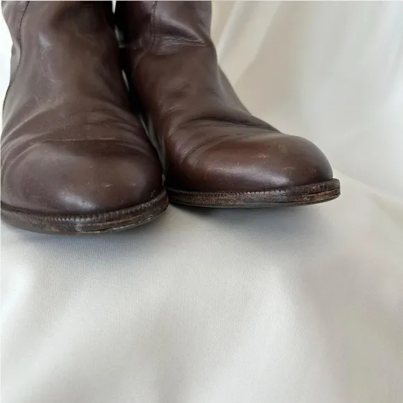 Vintage Chellis Brown leather mid-calf boots made in Italy.