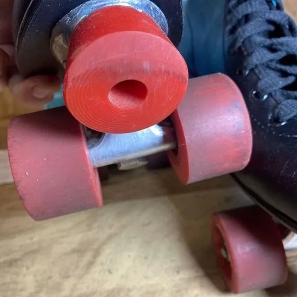 Vintage Chicago Men's Roller Rink Skates Size 10 Black 405 Red Urethane‎ Wheels