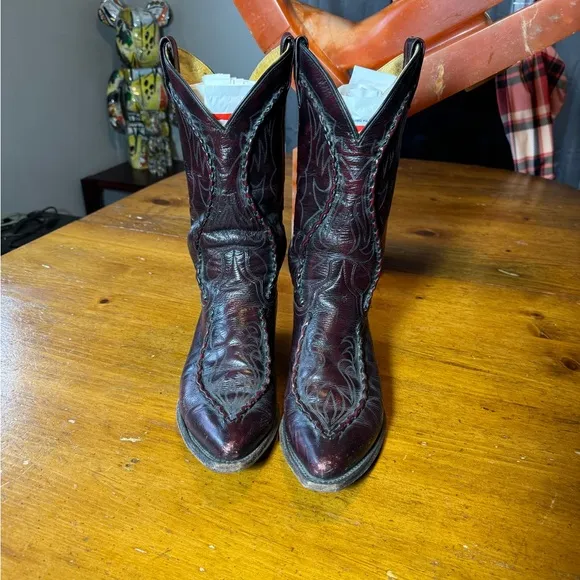 Vintage Dan Post Cowboy Boots Sz 9.5 D
