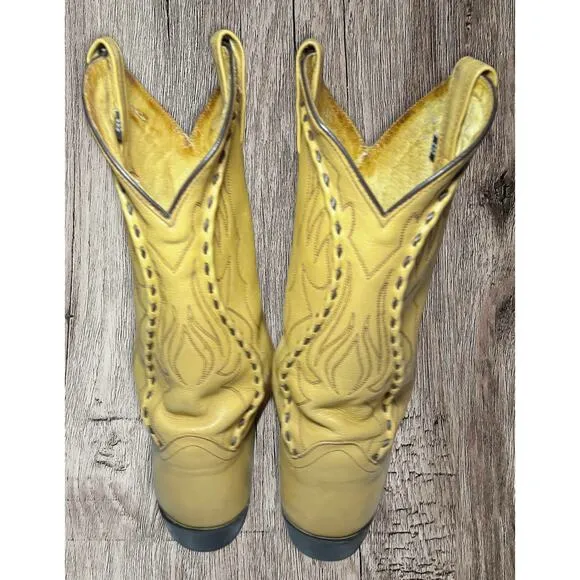 Vintage Dan Post men’s western boots. Size 9