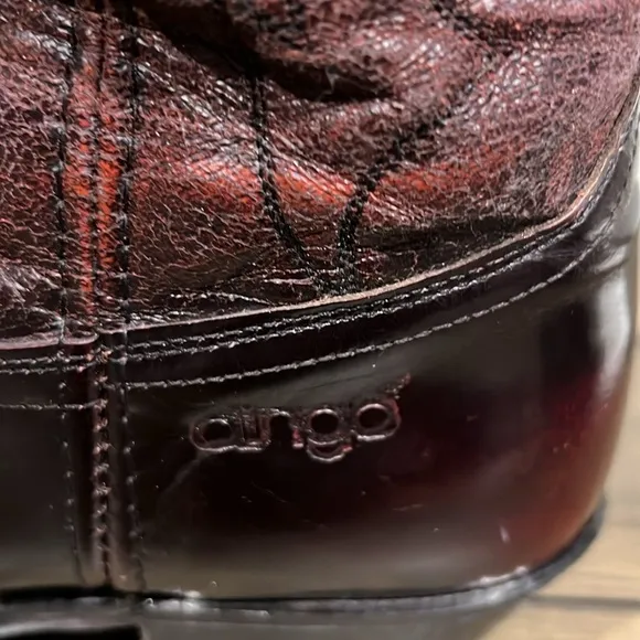 Vintage Dingo burgundy western cowboy boots size 10.5 D
