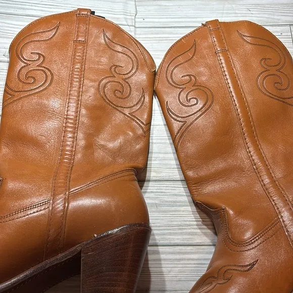 Vintage Dingo Cowboy Boots Brown Tribal Leather USA Women’s Size 8
