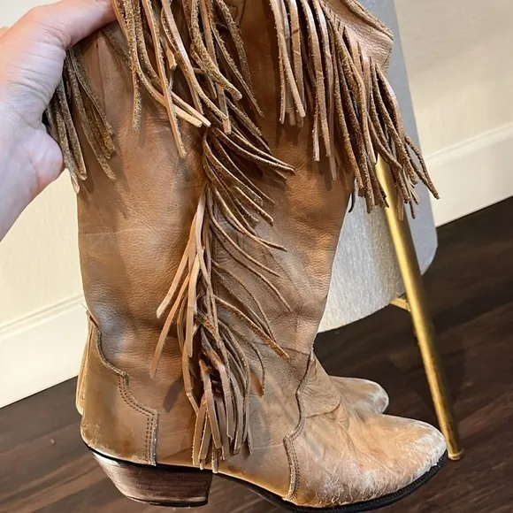VINTAGE Dingo Leather Fringe Boots
